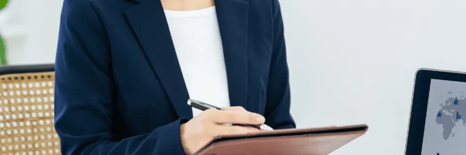 3社の費用一覧表_Googleマップから削除/非表示を依頼できる業者